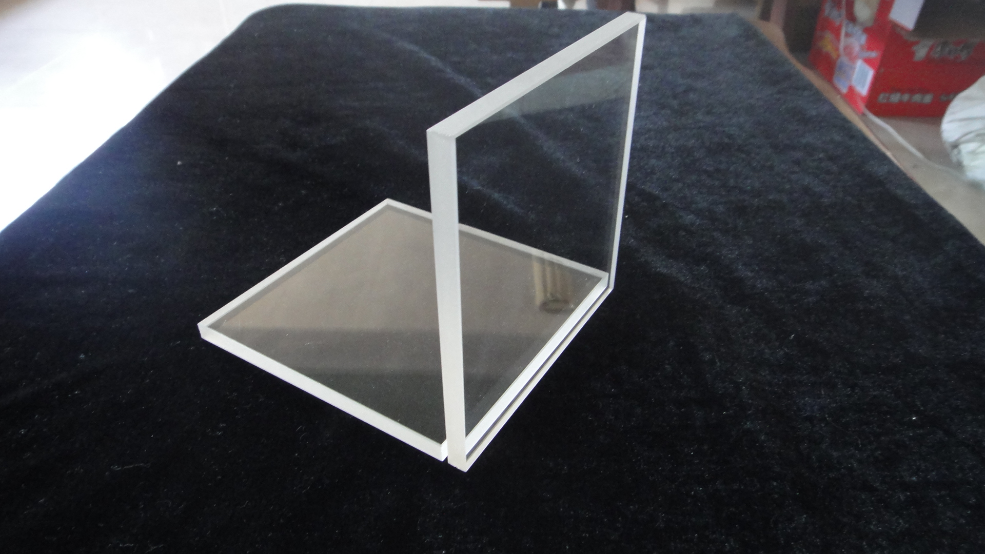 Quartz glass sheet for high tempreture