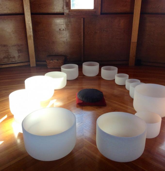 Quartz singing bowl set