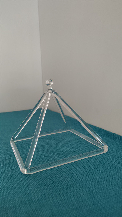 Pirámides 8" 4
